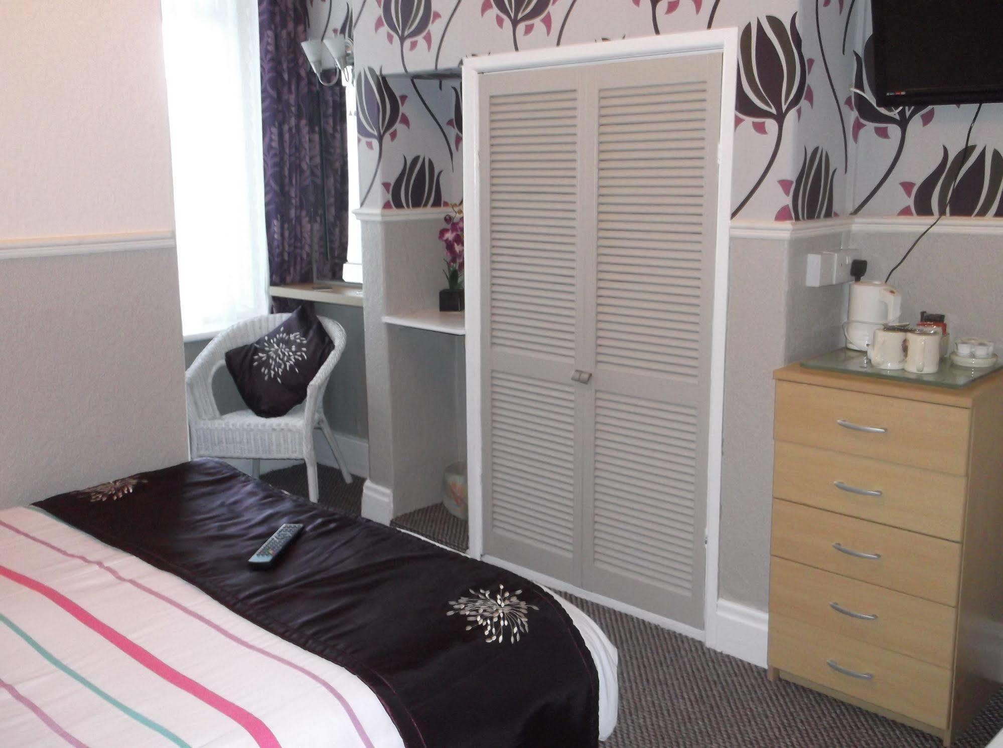 The Wescoe Guest house Blackpool