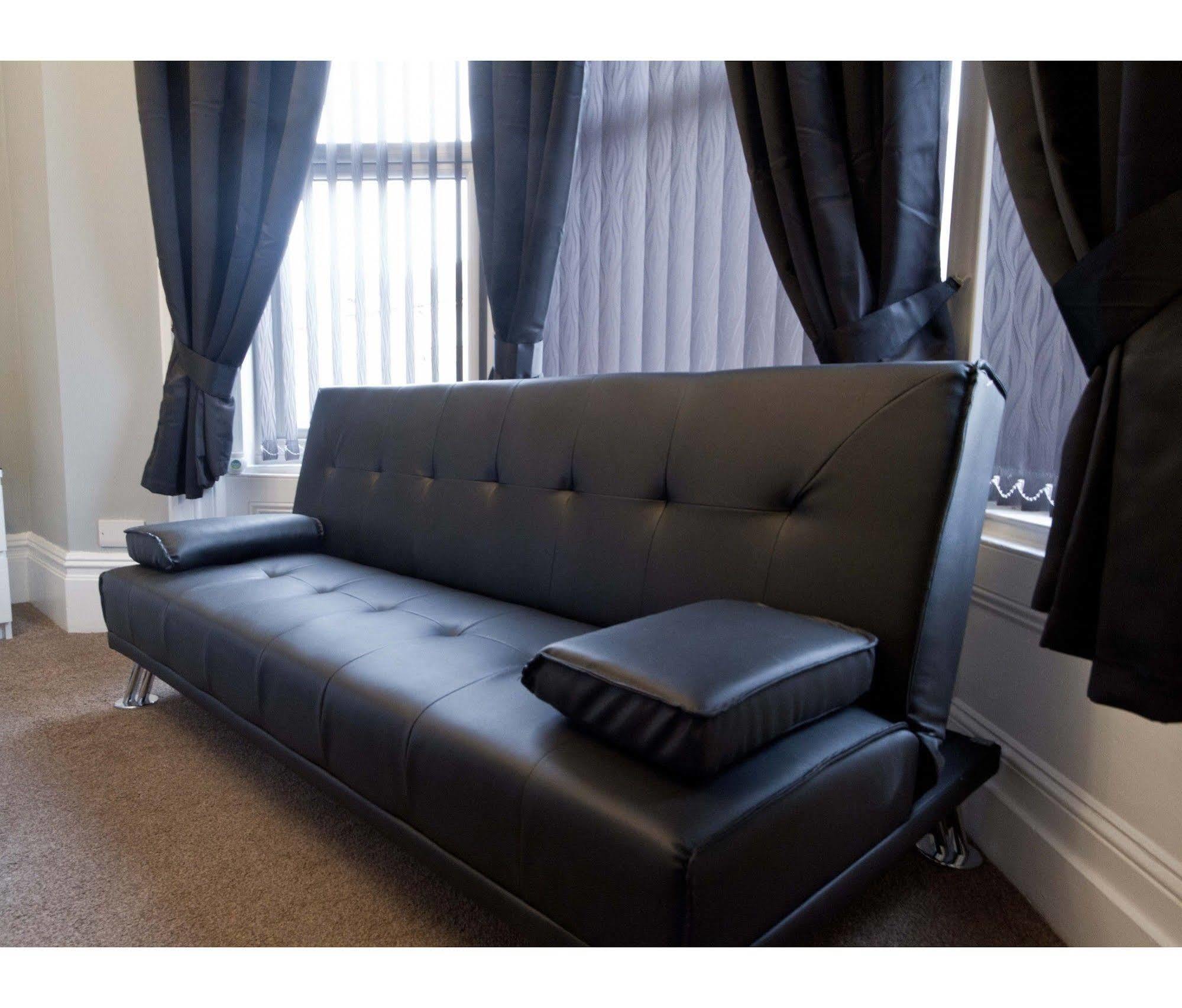 Rossall House , For Families & Couples Guest house Blackpool