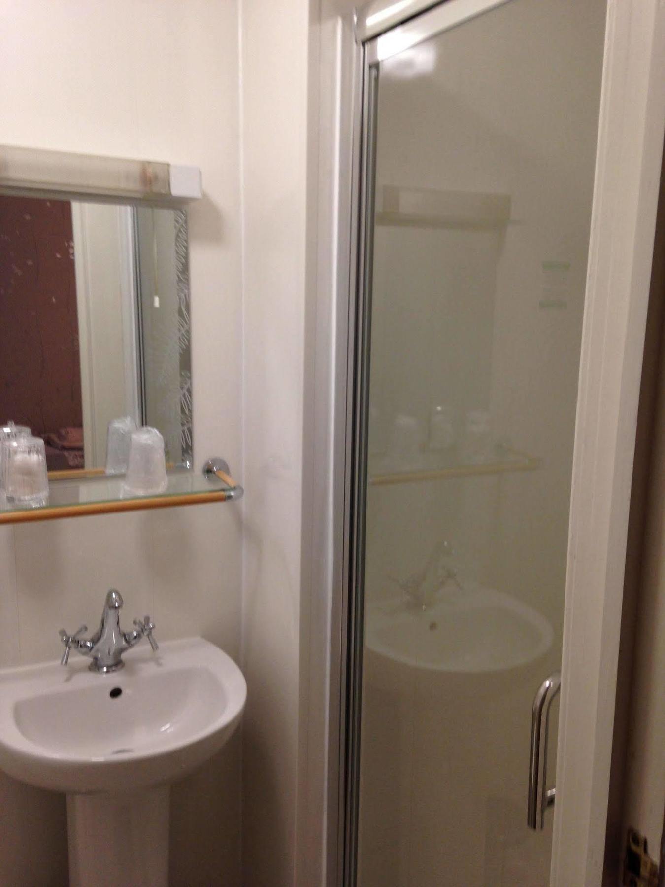 Windsor Park Guest house 4*