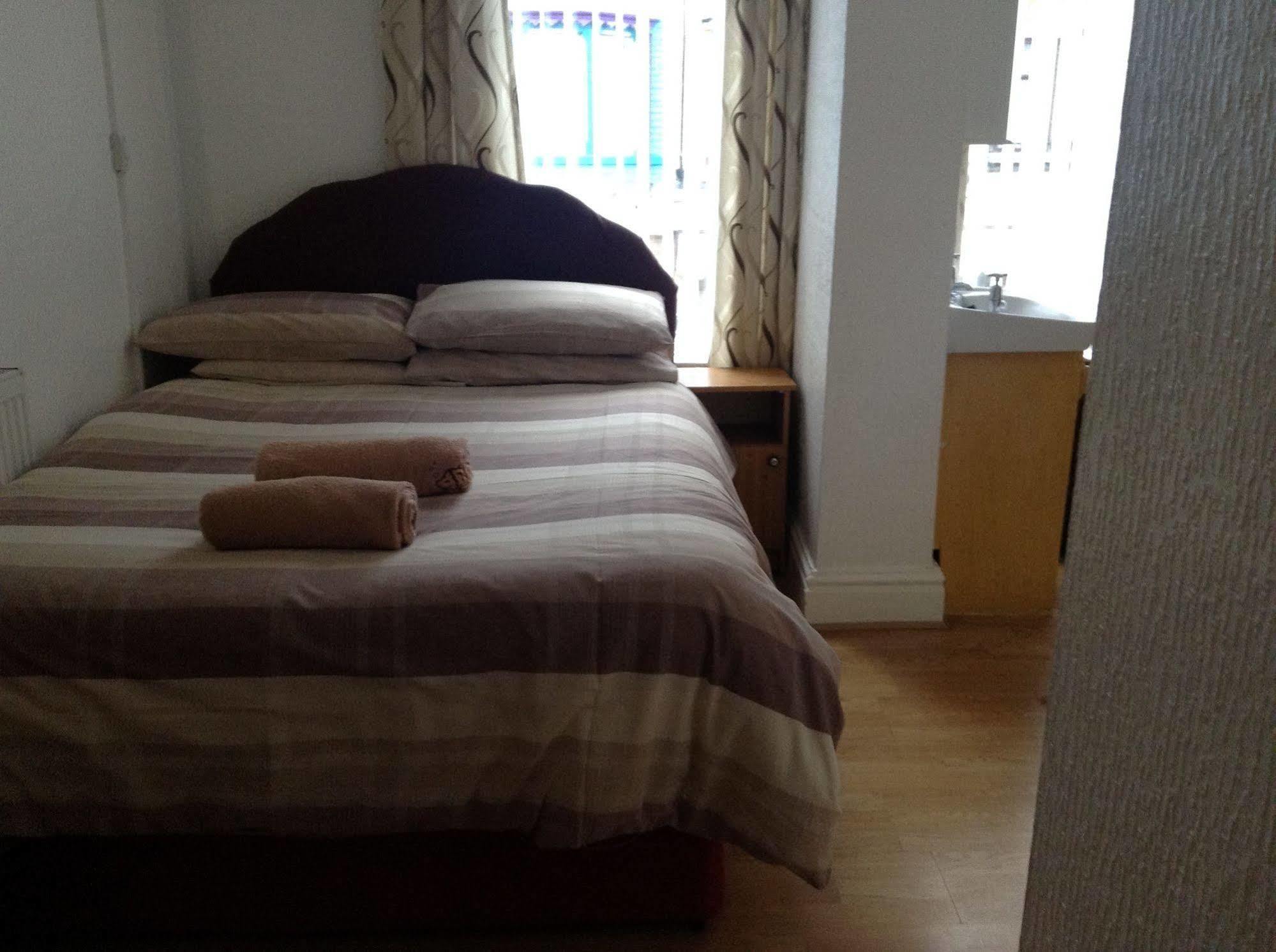 Bed & Breakfast Fairhaven On Woodfield Road Blackpool