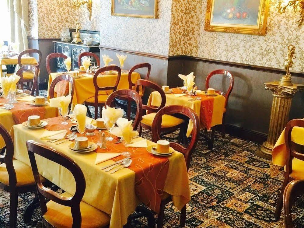 Graydon Blackpool