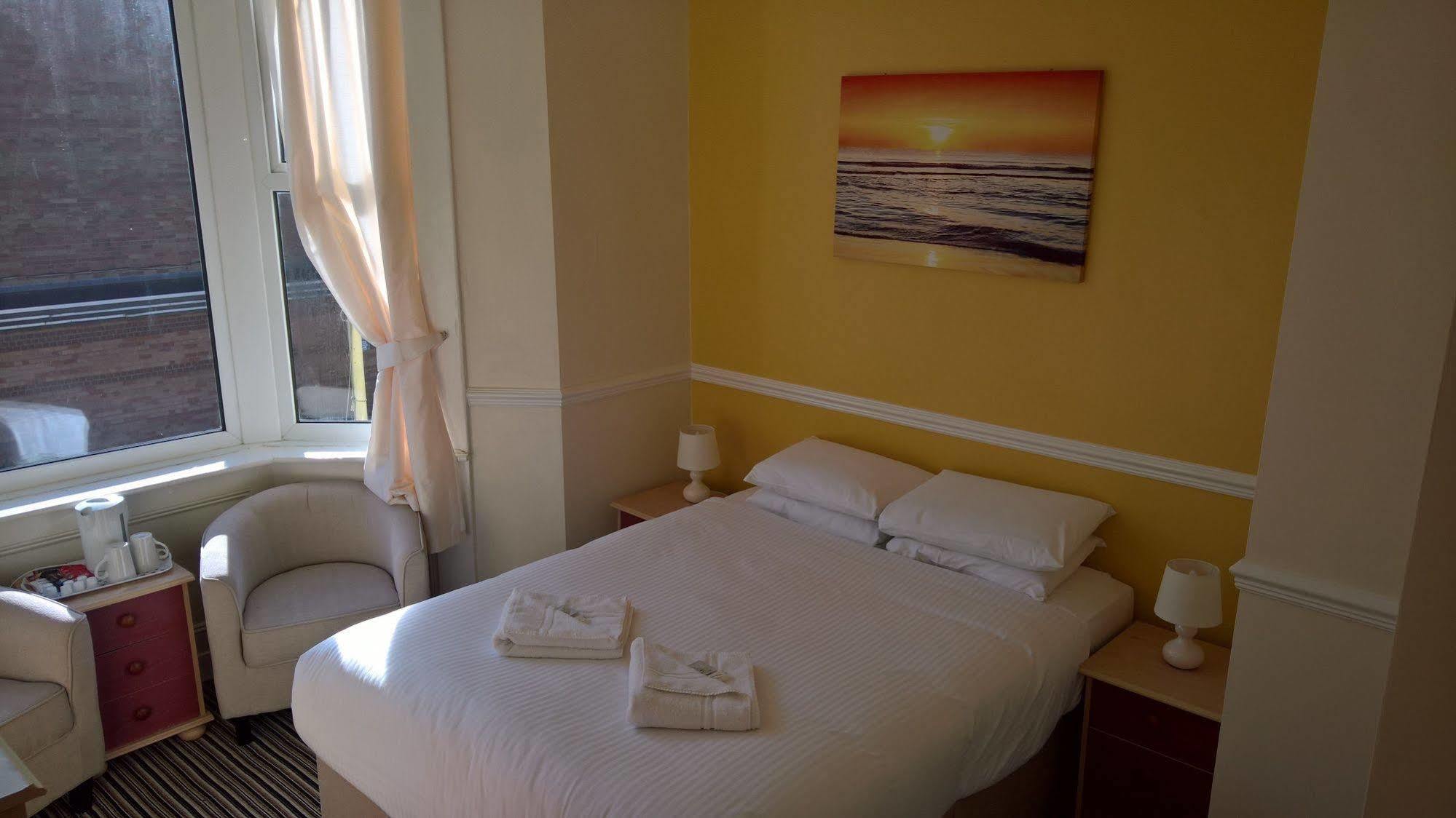 Northern Star 3* Blackpool