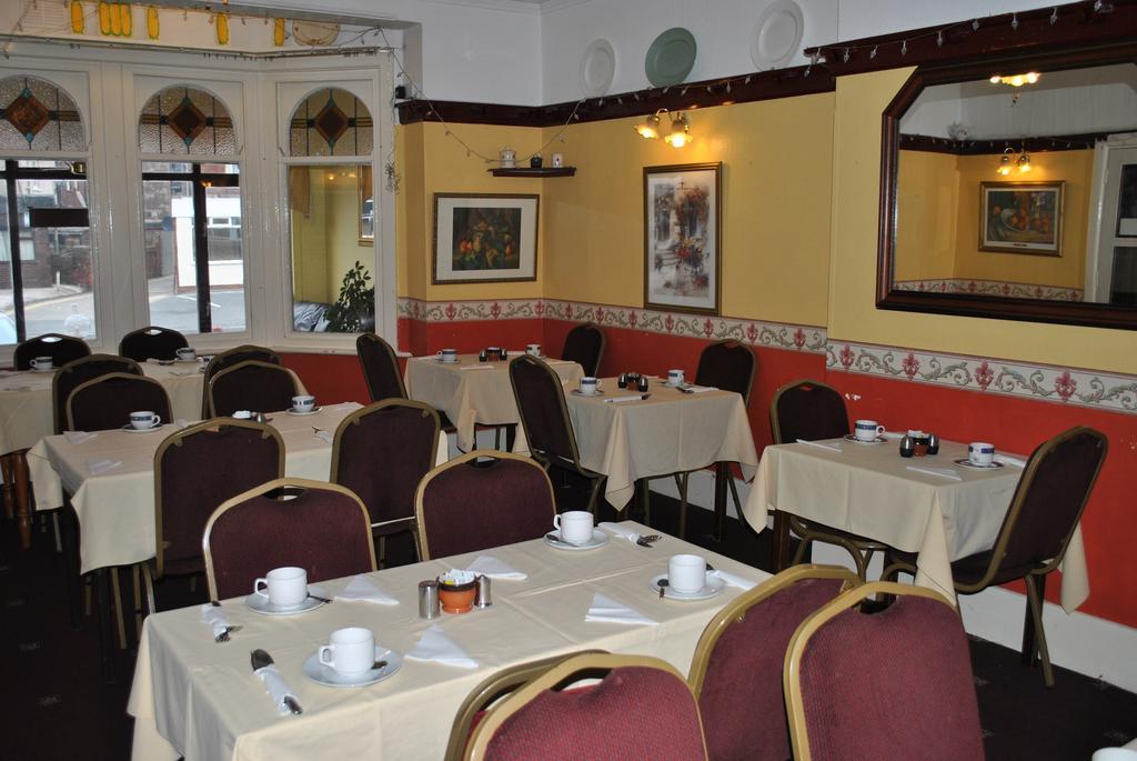 Hotel Broadway 3*