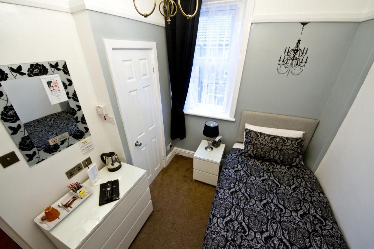 Rossall House , For Families & Couples 3*