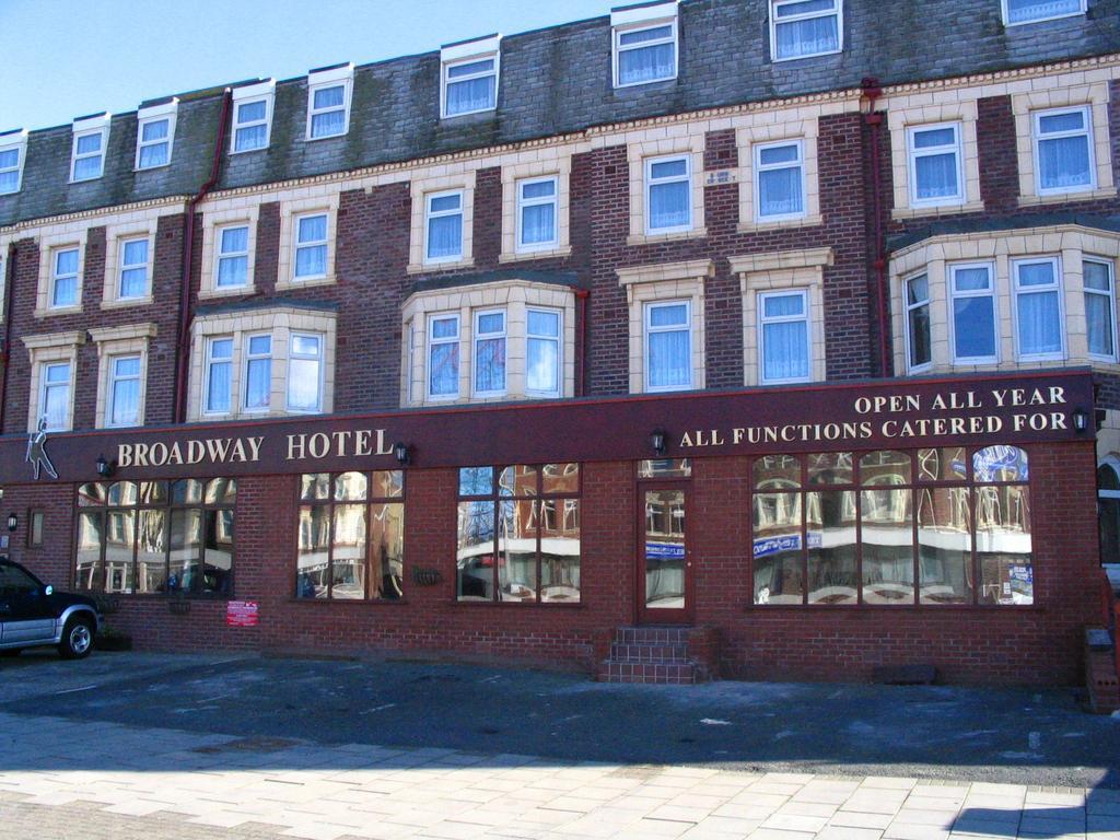 Broadway Hotel 3*