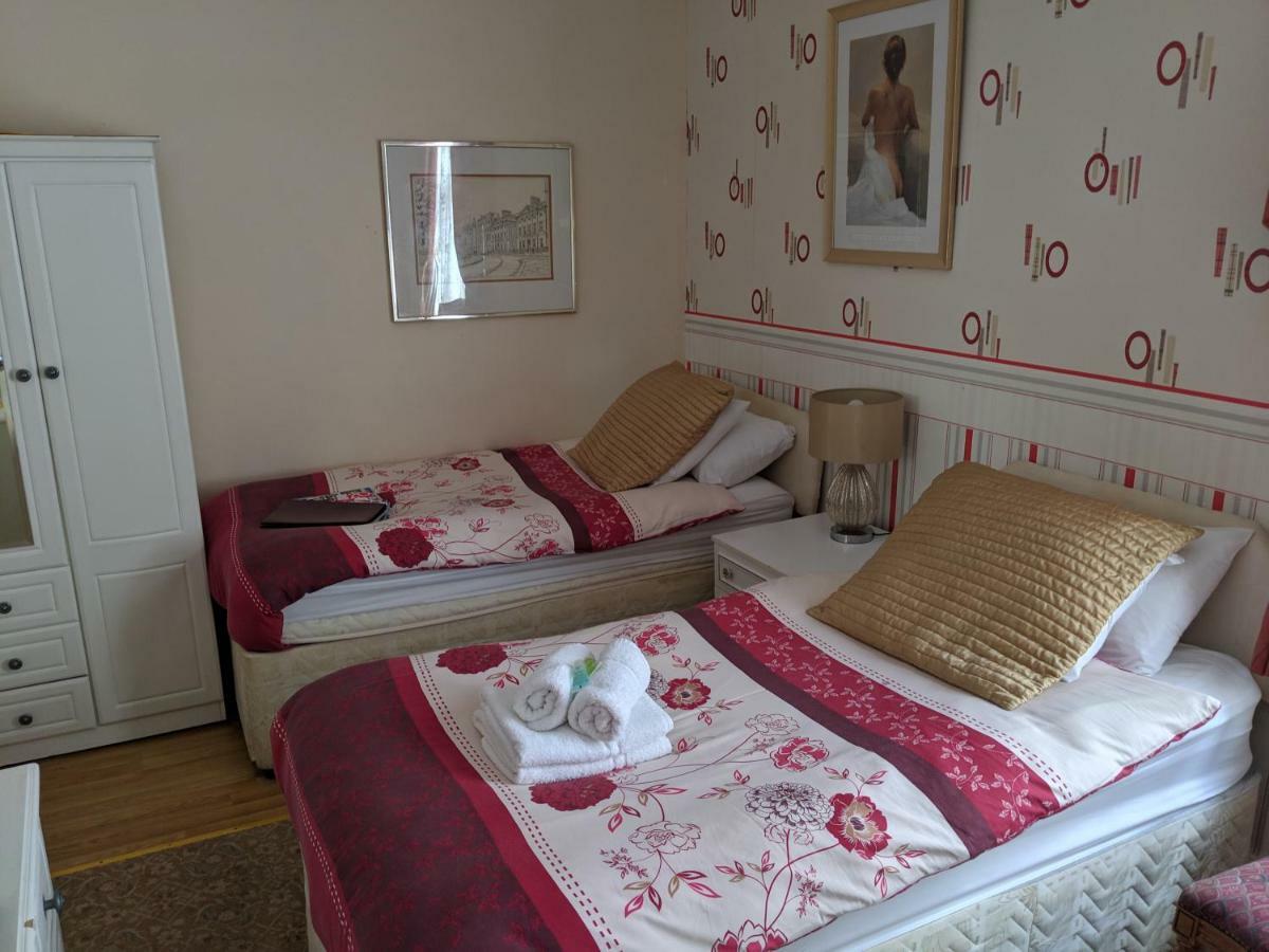The New Guilderoy Hotel 2*