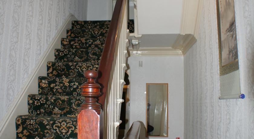 Seasons 24 Guest house Blackpool