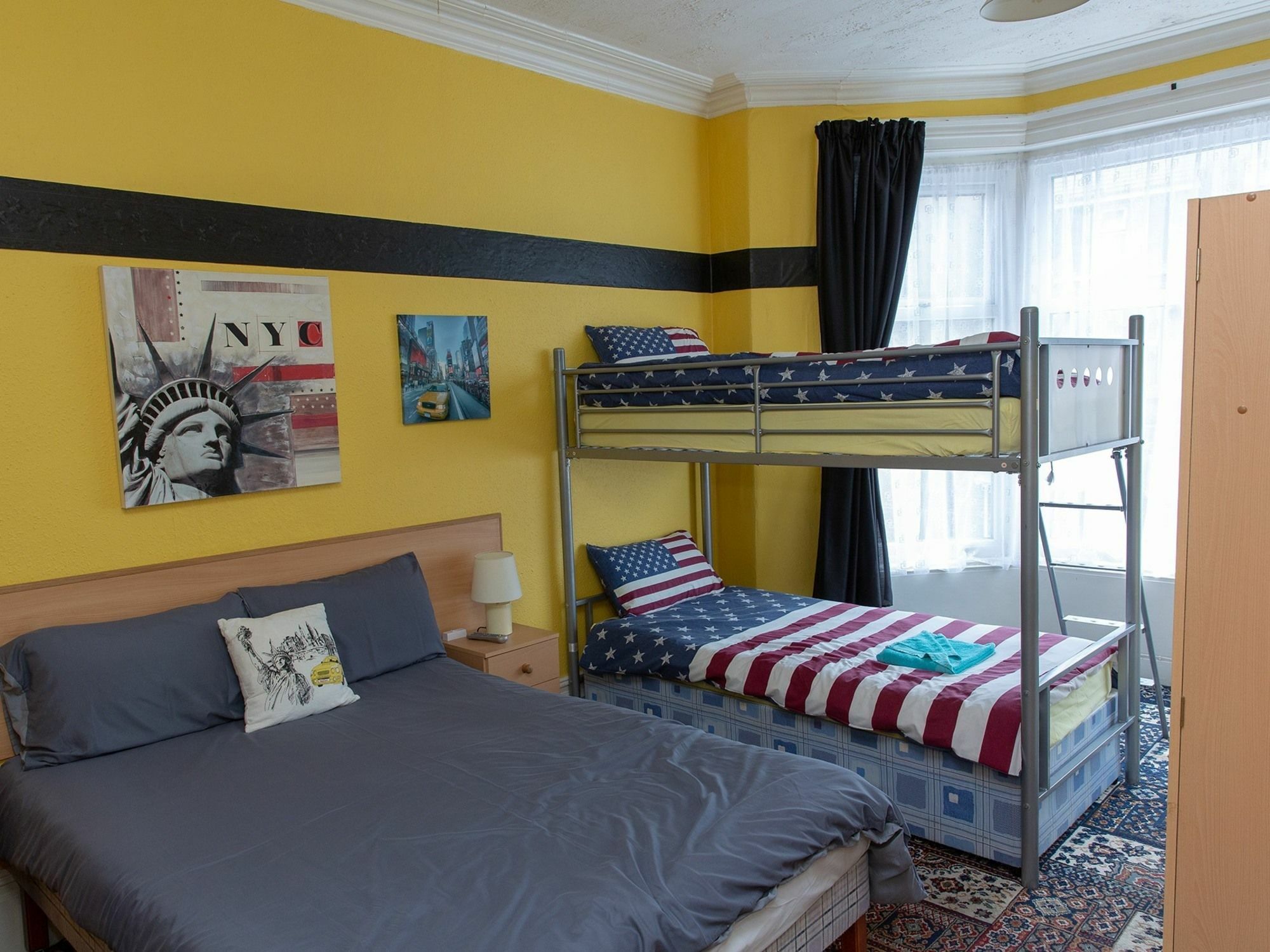 Hotel 46 3*