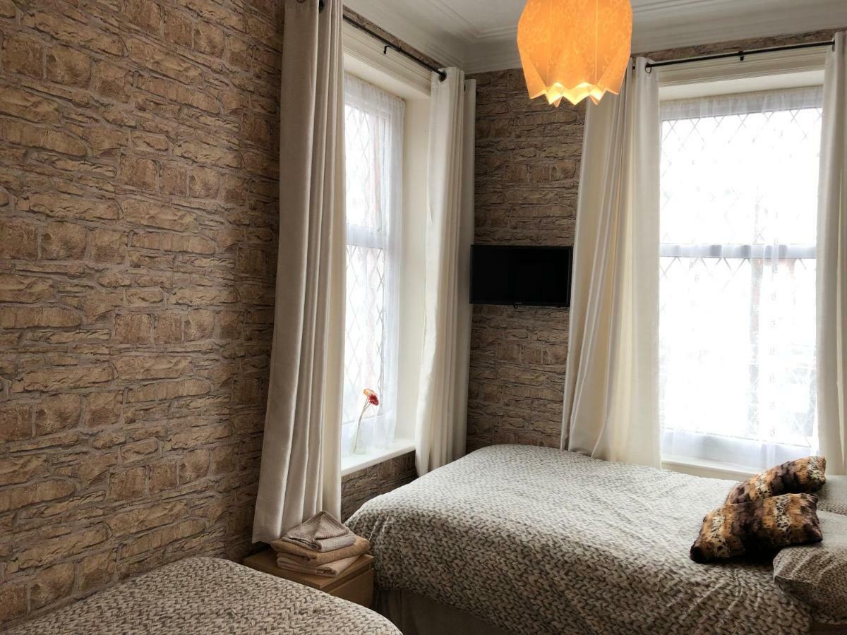 Bed & Breakfast West Vale Blackpool