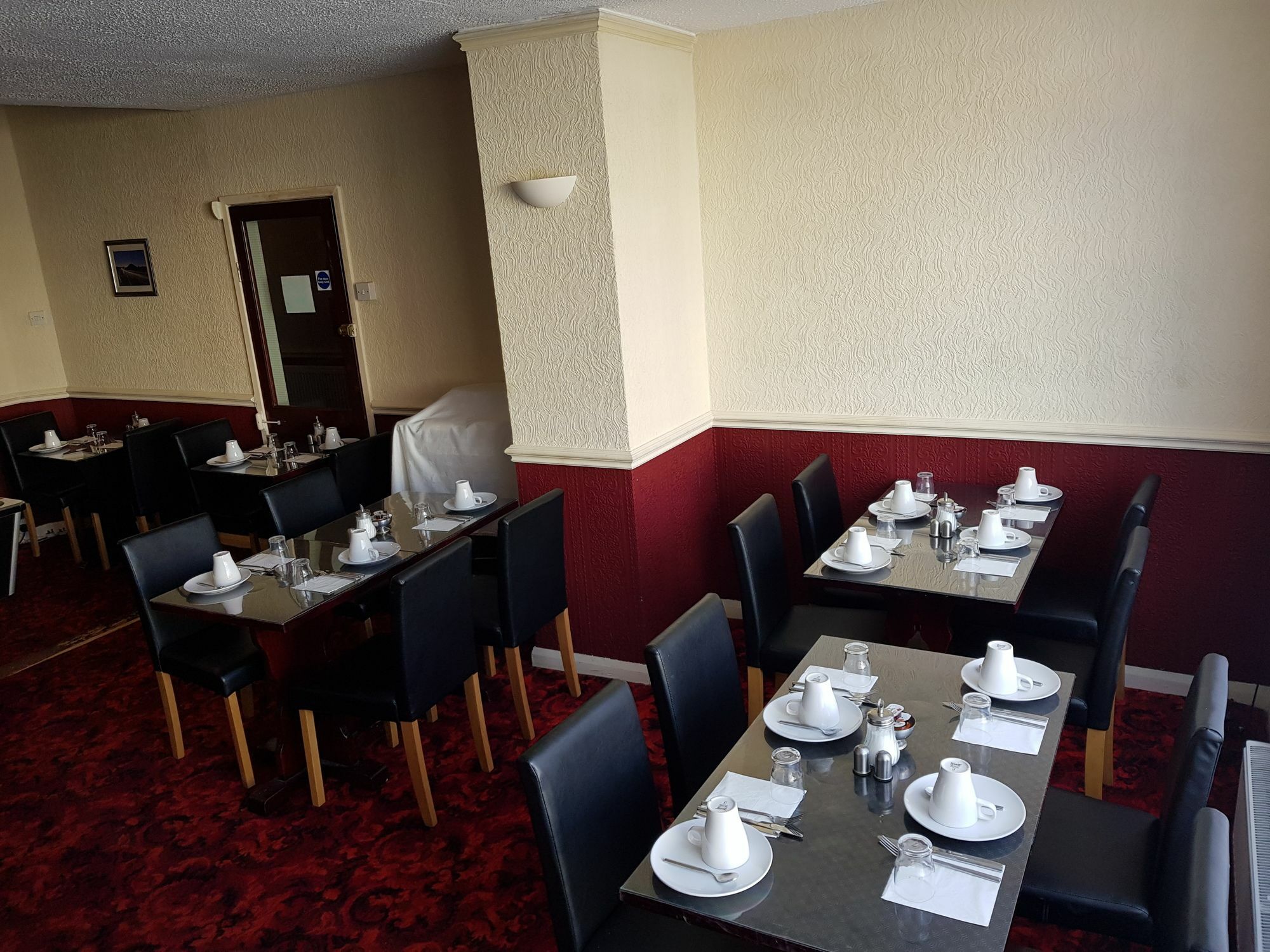 Langroyd Guest house