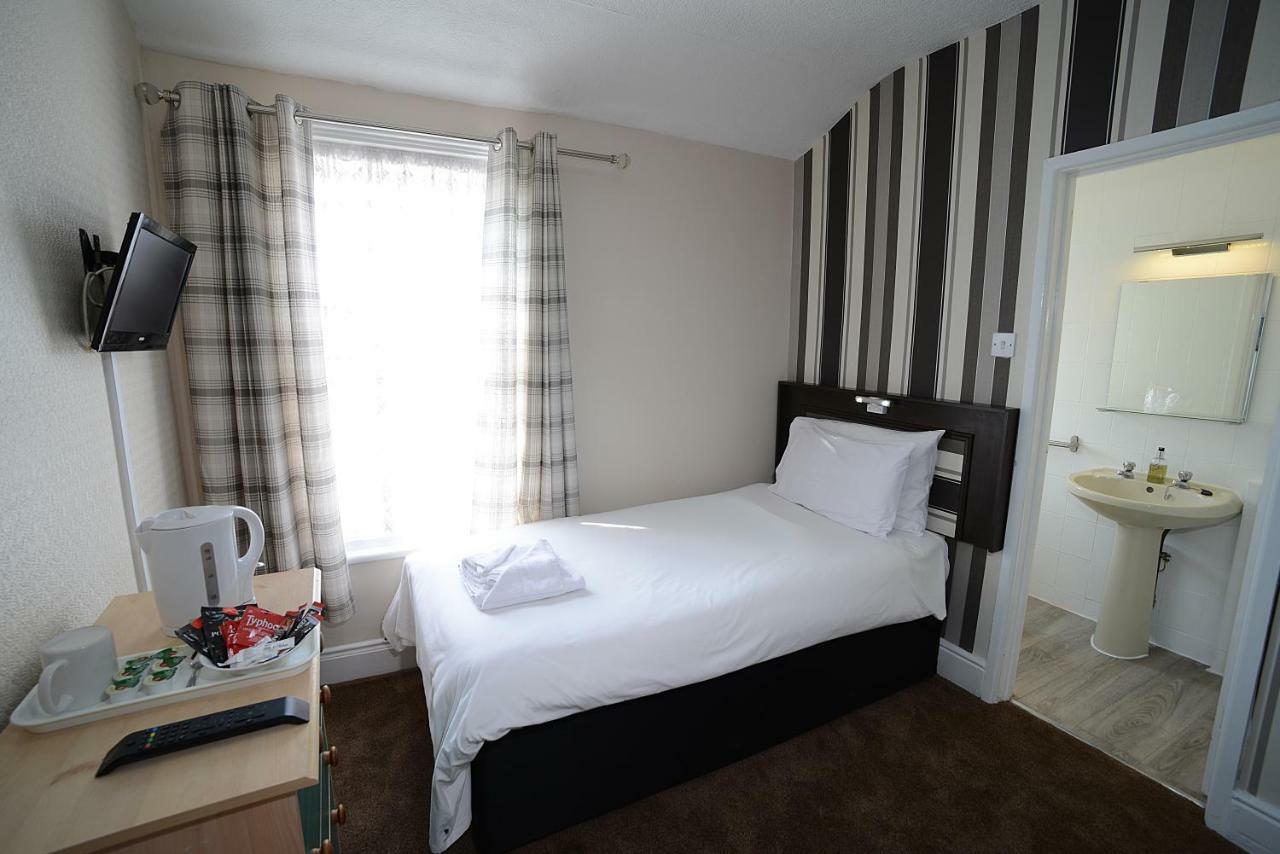 Arncliffe Hotel Blackpool