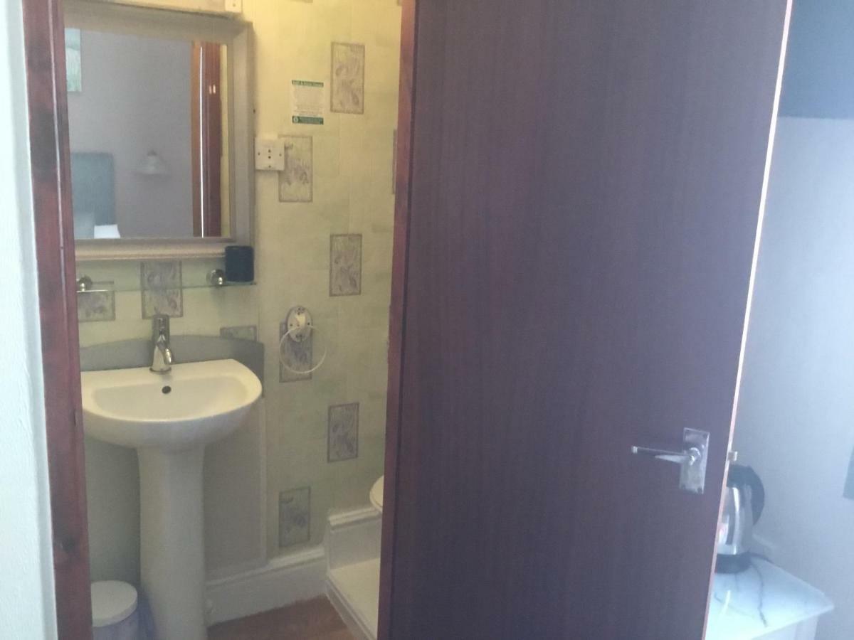 Kirkstall Bed & Breakfast