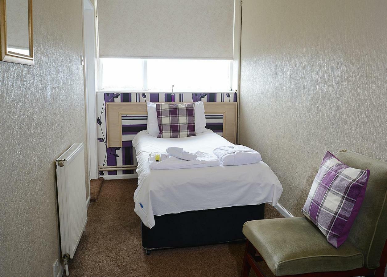 Arncliffe 3*