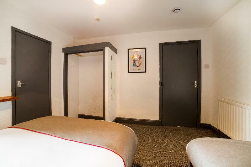 Bank Street 3* Blackpool