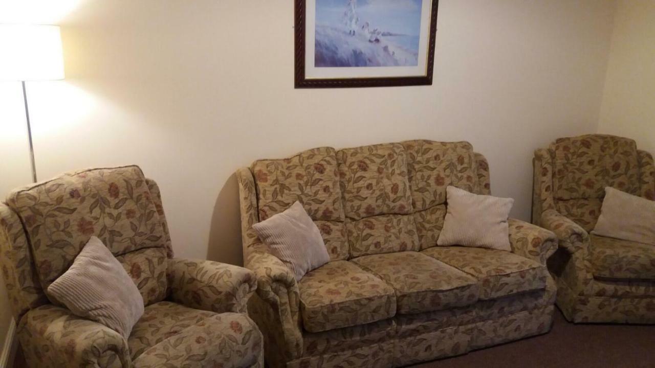 Delamere Apartment *
