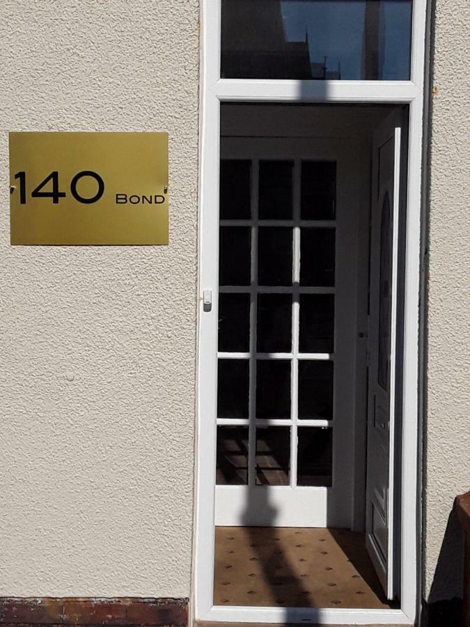 140 Bond Guest house Blackpool