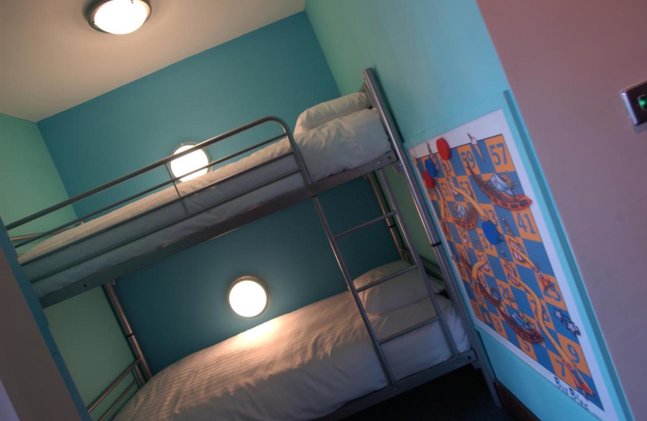 The Big Blue - Pleasure 4* Blackpool