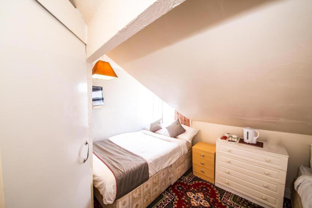 Myroomz Hollingdales Hotel 2* Blackpool