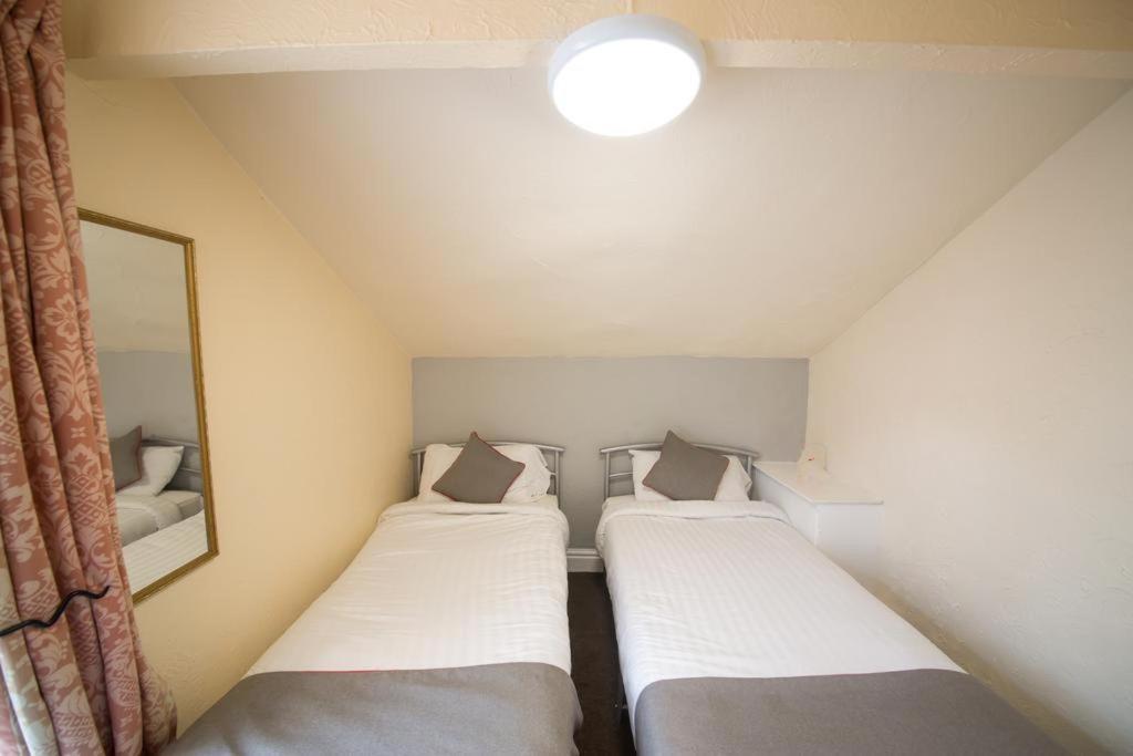 Myroomz Hollingdales Hotel Hotel 2*