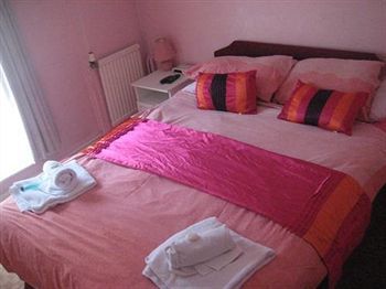 Cardoh Guest house