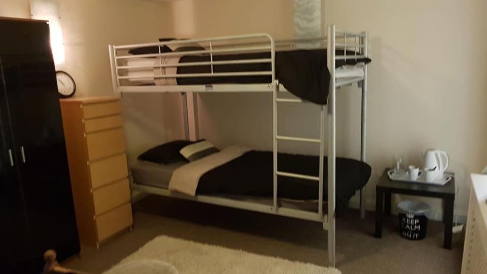 Macleods Guest house 3*
