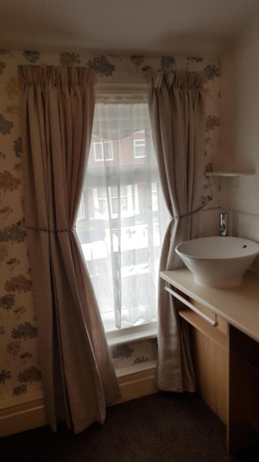 Blackpool Lodge Bed & Breakfast Blackpool