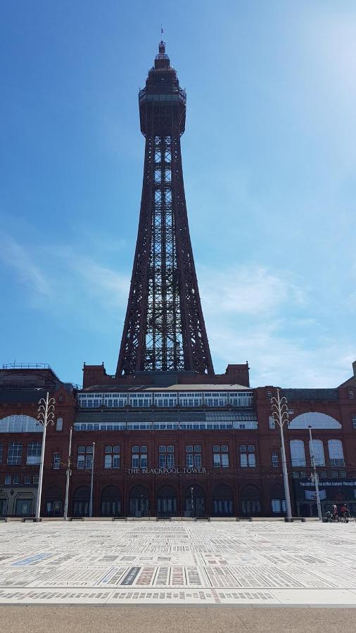Blackpool Lodge Bed & Breakfast