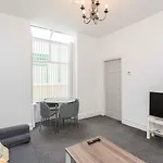 Cherry Property - Cherry Suite