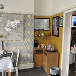 Glen Guest House