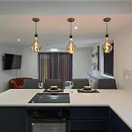 Dysa Bond Apartments