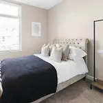 The Park Road Suites By Stamp Sa