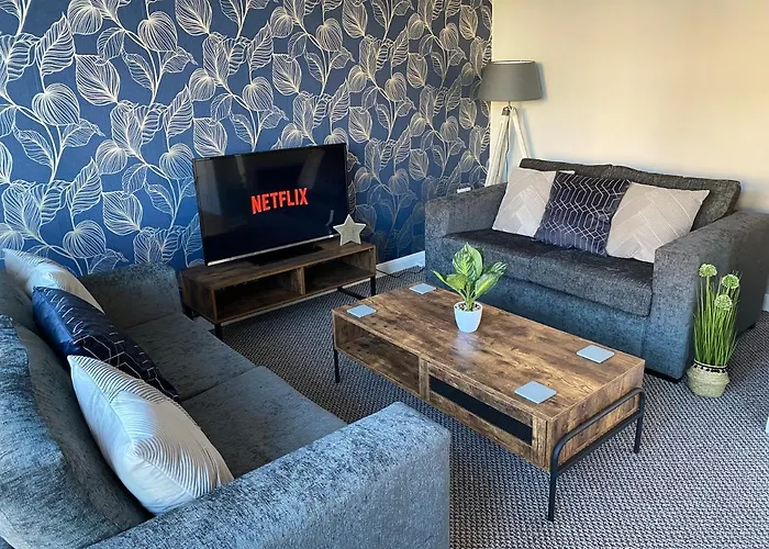Blackpool Sleepover Apartment 3 Free Parking Sleeps 6