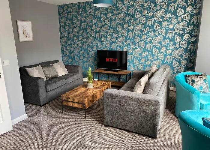Blackpool Sleepover Apartment 4 Free Parking Sleeps 6
