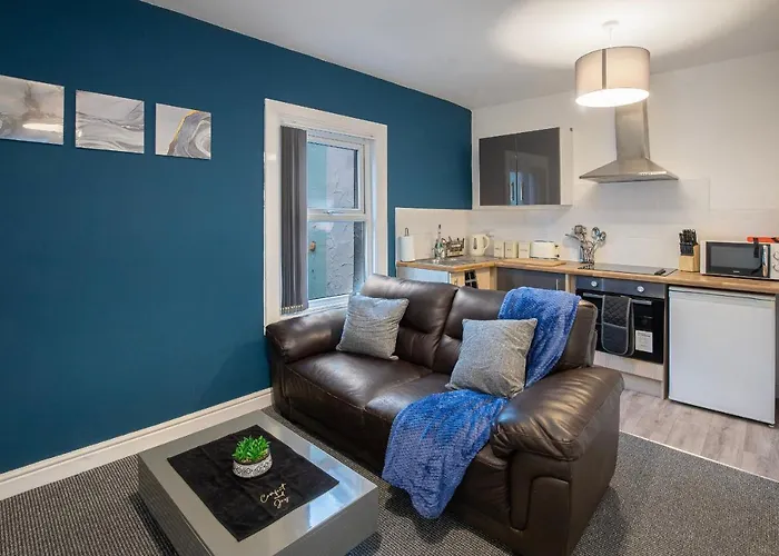 Bank Street Apartment 9
