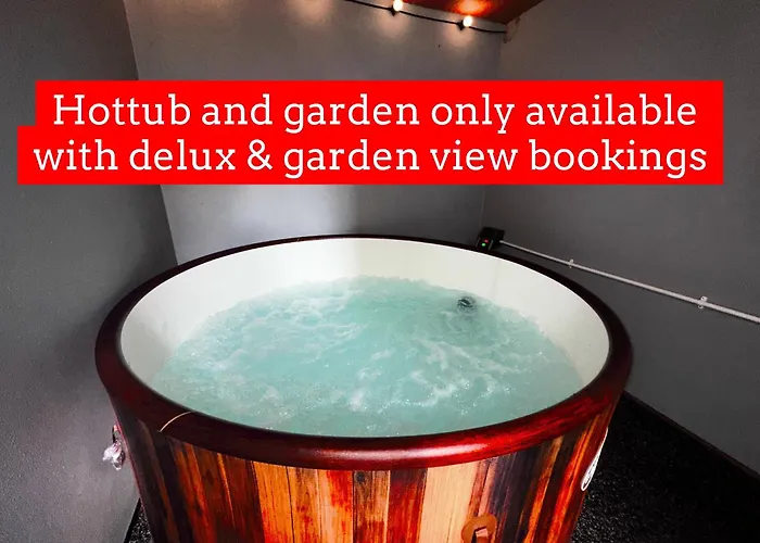 New Osborne Luxury Hottub And Jacuzzi Suites