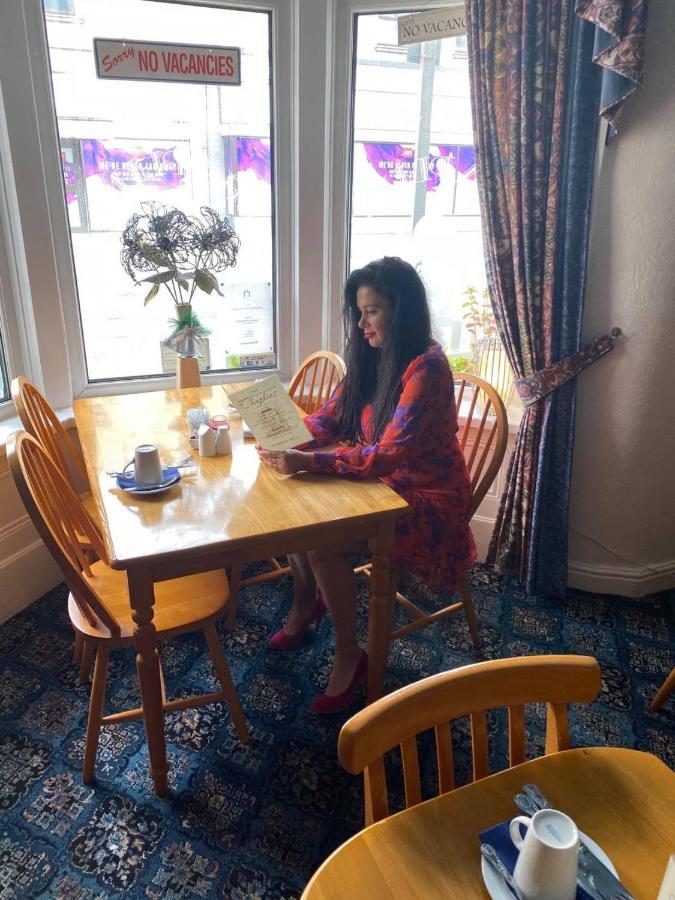 Guest house Chaplins Blackpool