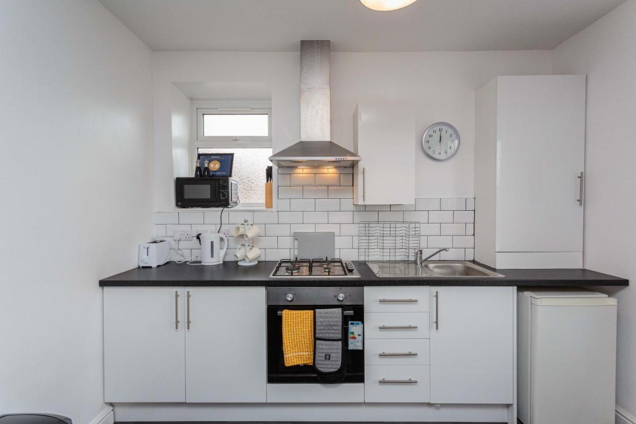 Apartment Cherry - Pineapple Blackpool