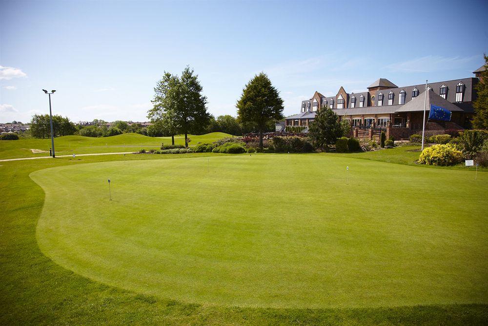 Village 4* Blackpool