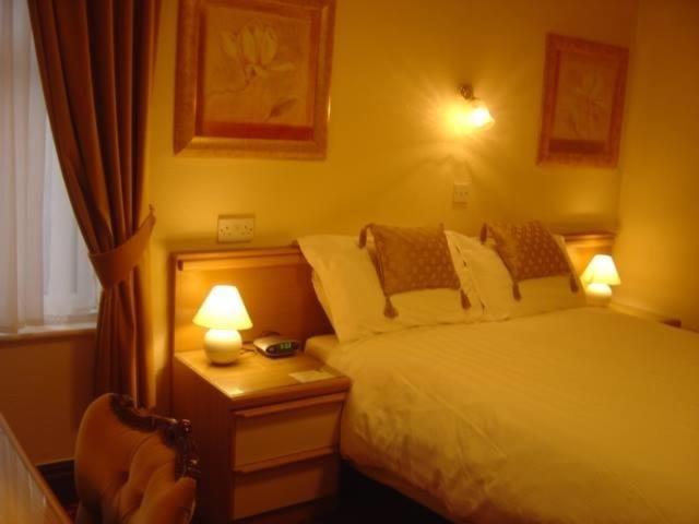 Gleneagles - Road Guest house Blackpool