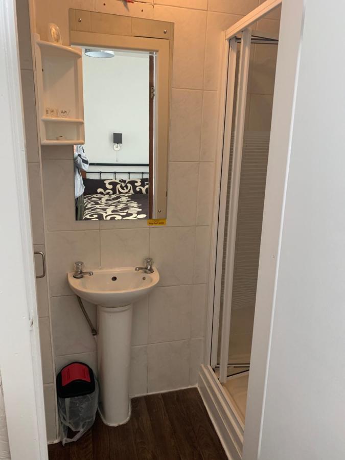 Cadeby 3* Blackpool