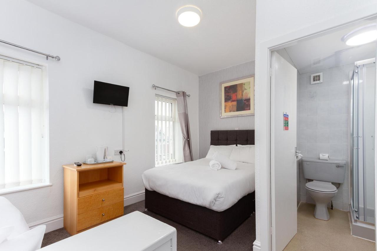 The Sandringham Court & Apartment-all Groups Welcome Hotel 3*