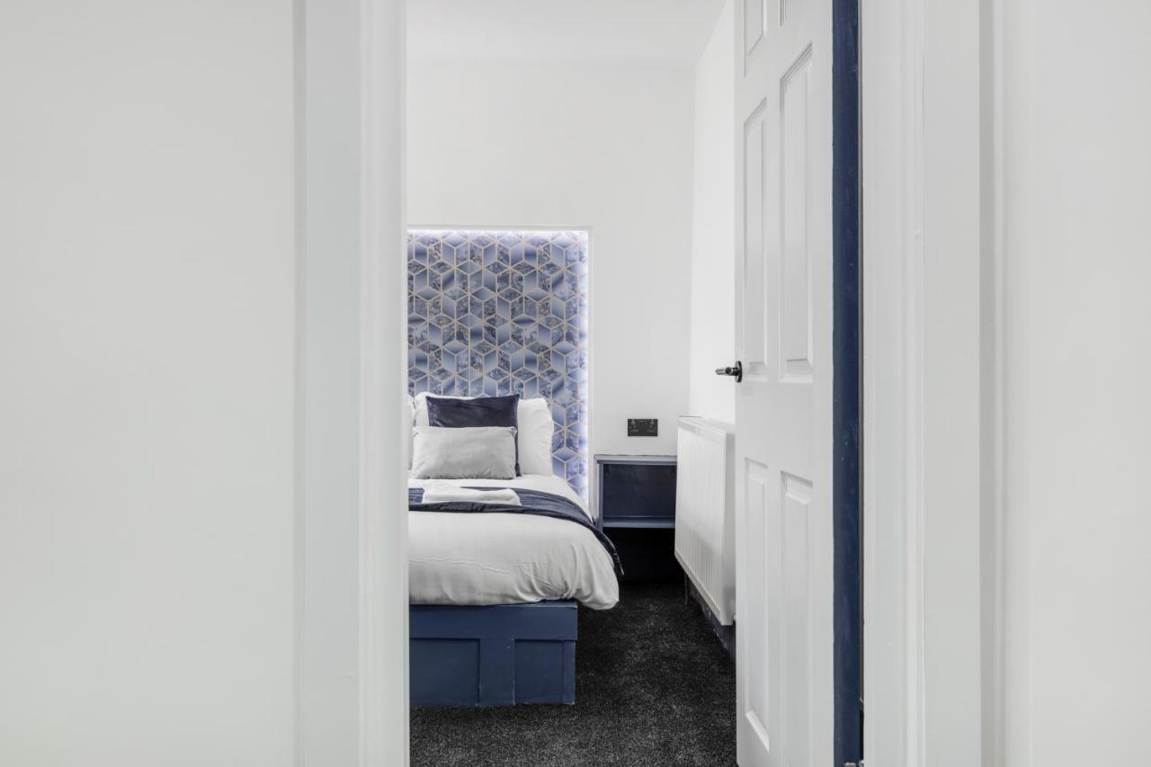 Apartment Crystal Towers Sasco *