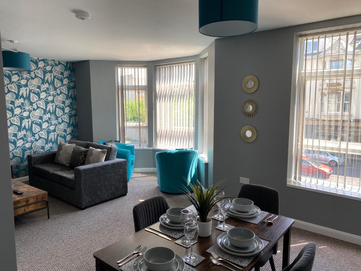 Sleepover 4 Free Parking Sleeps 6 * Blackpool