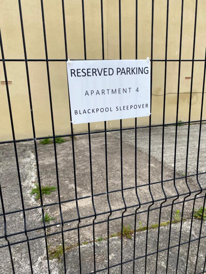 Sleepover 4 Free Parking Sleeps 6 *