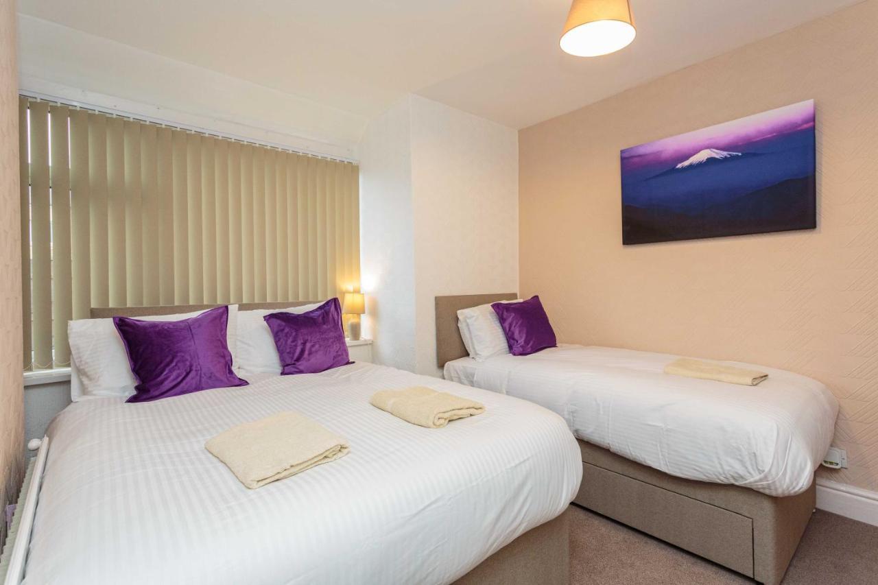 Cherry - Passionfruit Apartment Blackpool
