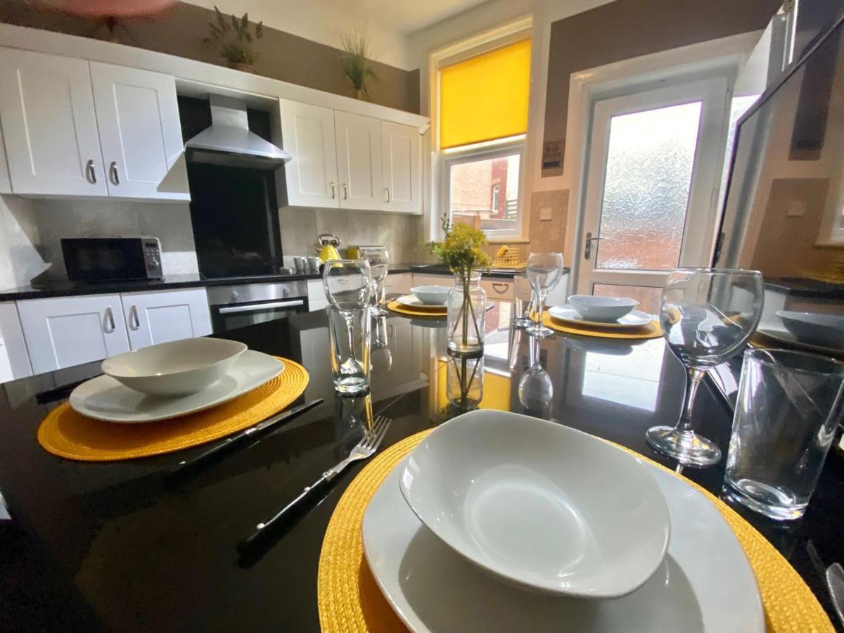 Hotel Abode - The Buttercup Blackpool