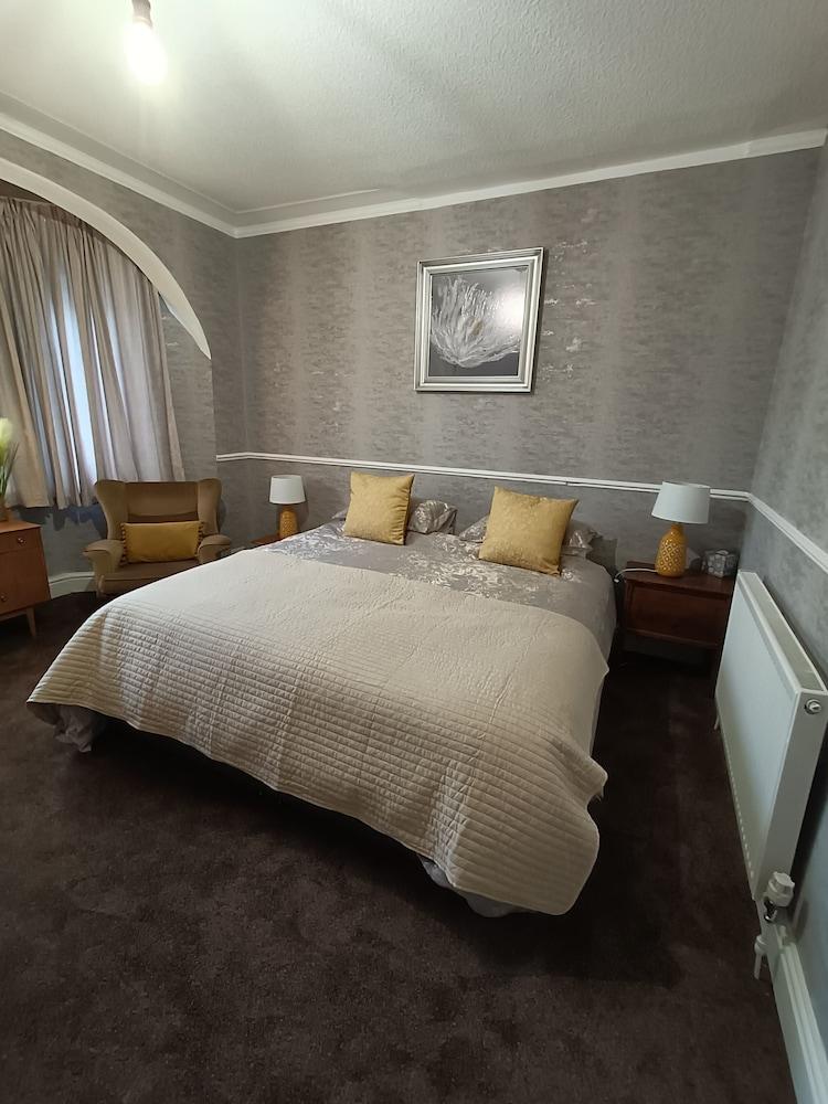 The Golden Sands Guest house Blackpool