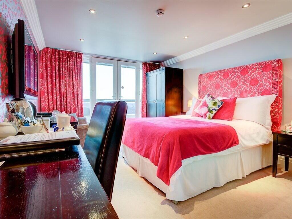 Guest house Number One South Blackpool