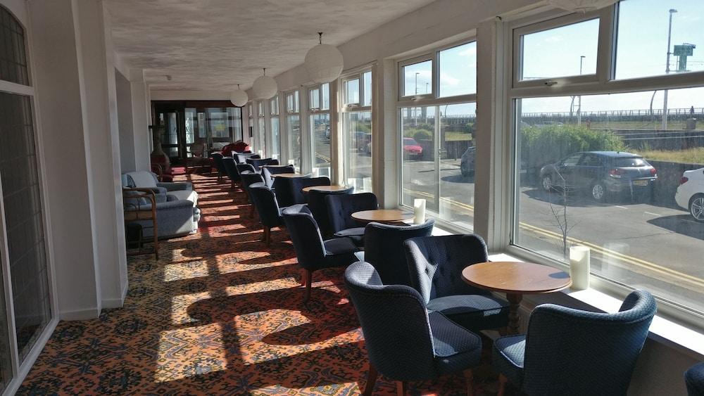 Hotel The Waldorf - Near Pleasure & Sandcastle Blackpool