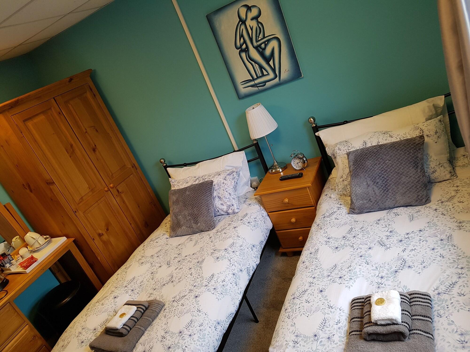 Bed & Breakfast New Bond 3*